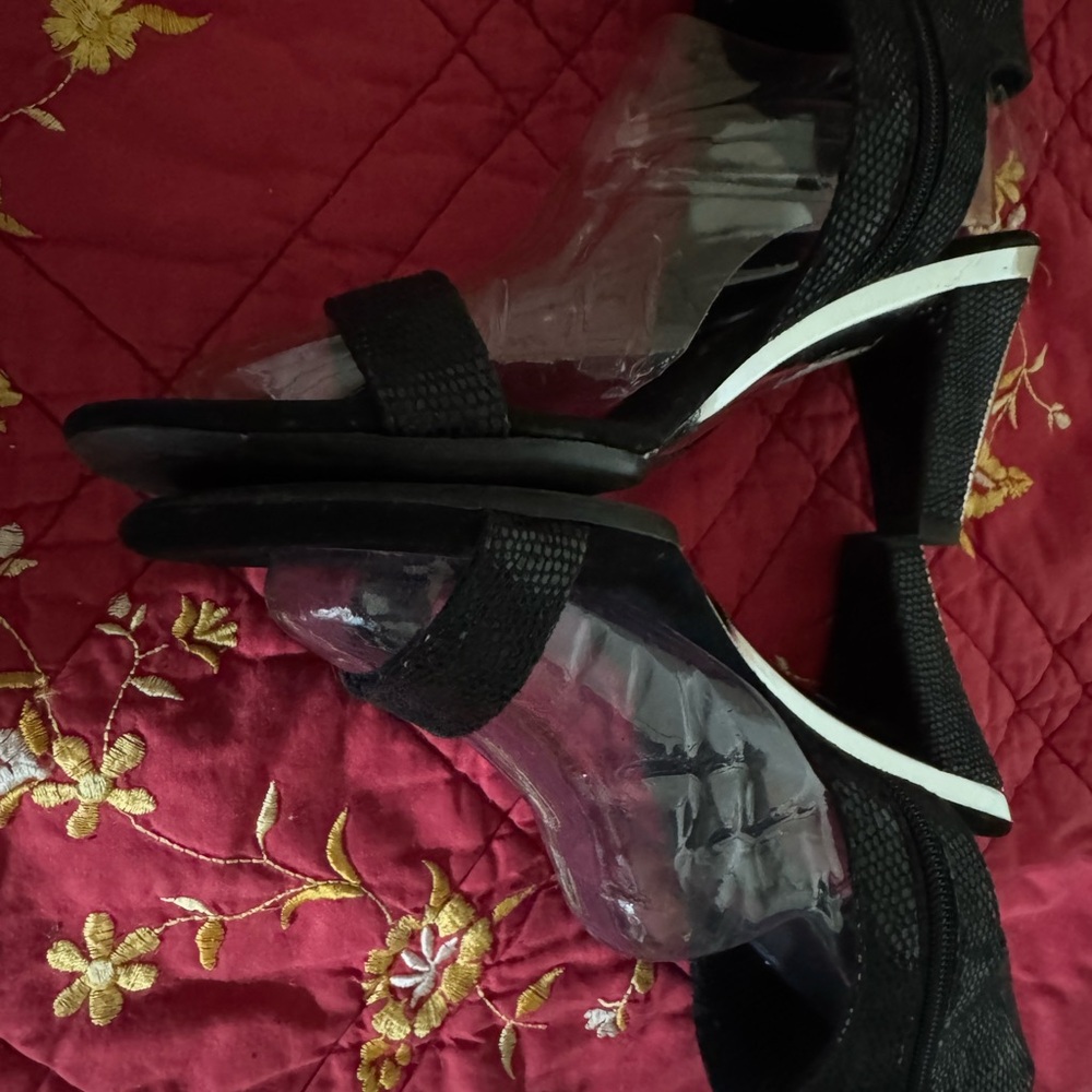 Onex Sz 6 Elegant Black Women's Heels EUC😊😊 - Picture 5 of 13